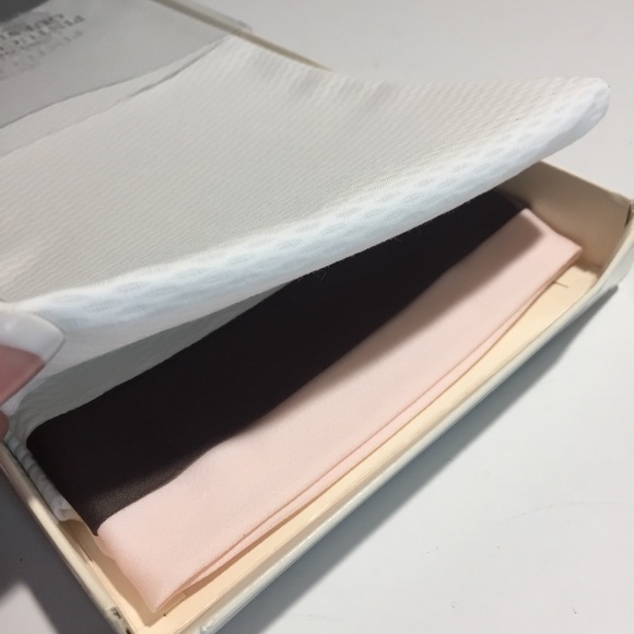 Restoration Hardware Bath Restoration Hardware Pintuck Towel Set Of